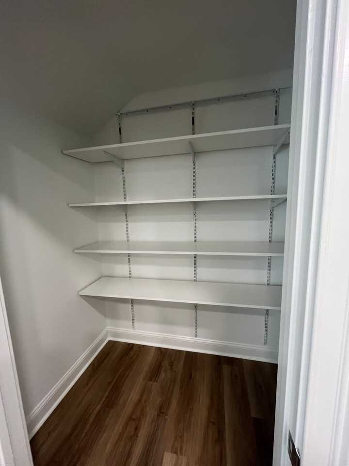 The Springs Luxury Apartments - Photo 5 of 11