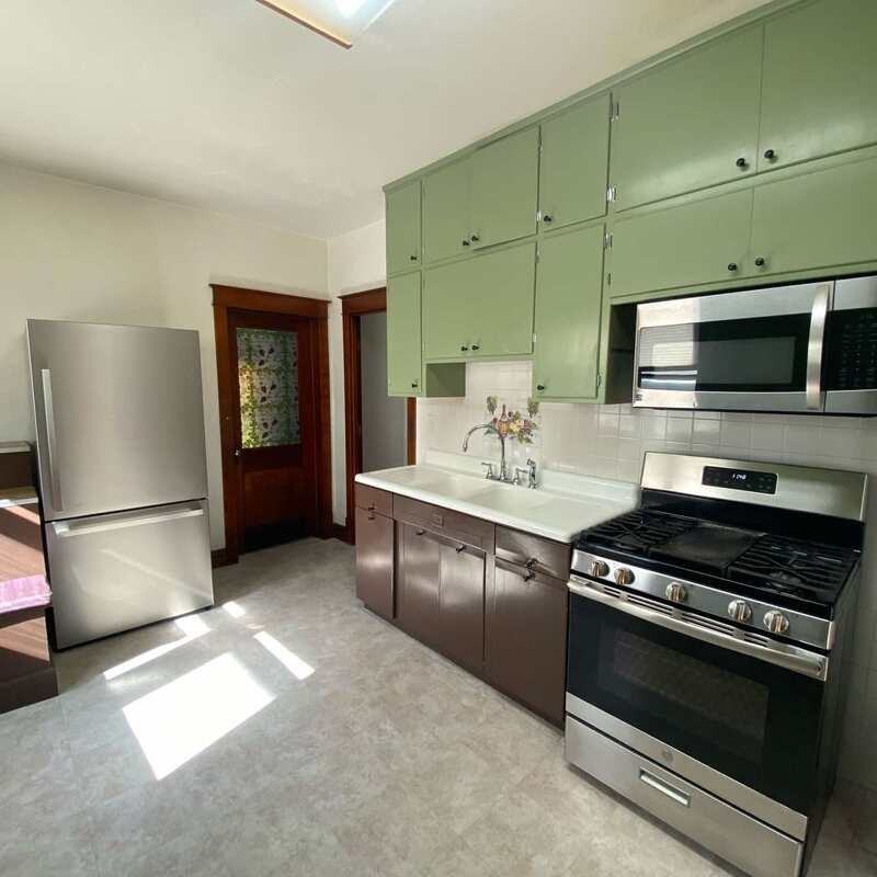 1009 N Oneida St - Photo 5 of 16