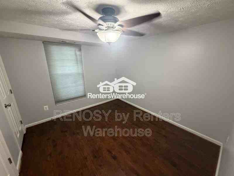 907 Woodbridge Ct #A - Photo 2 of 10