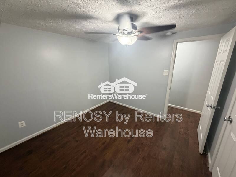 907 Woodbridge Ct #A - Photo 5 of 10