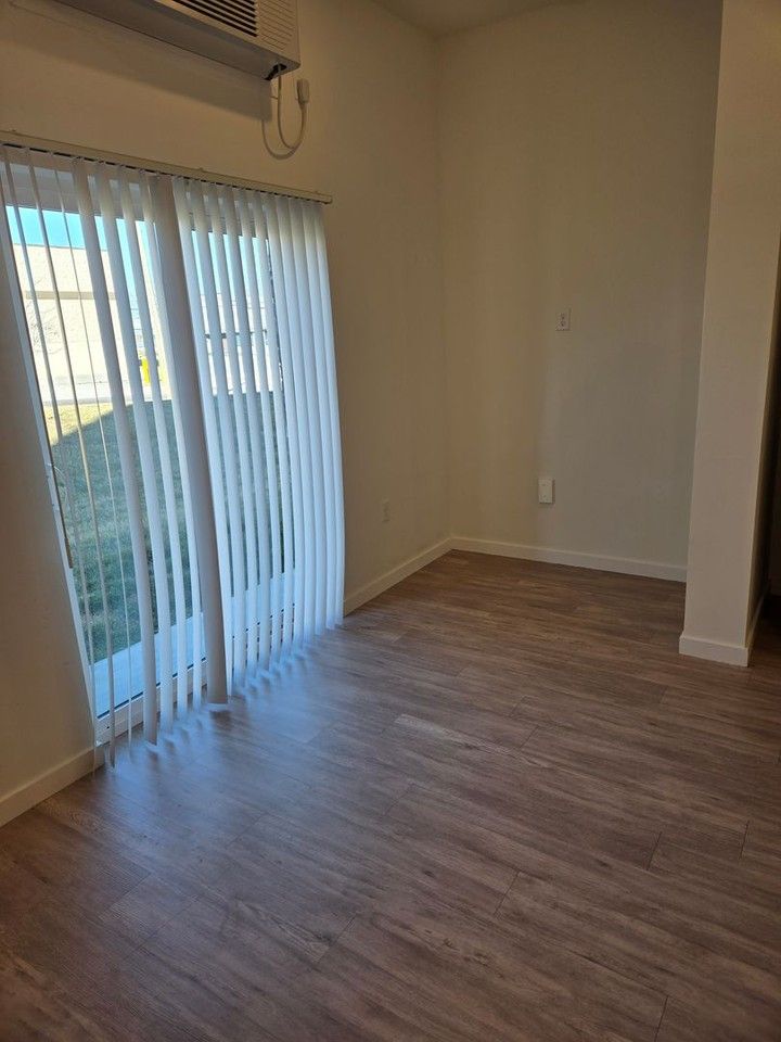 Spirit Of St Louis Apartments - Photo 7 of 14