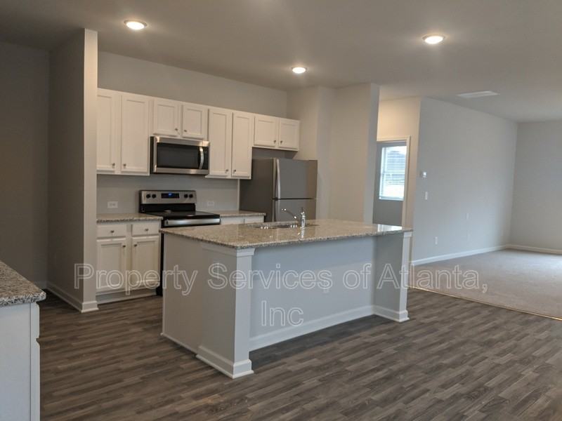 7594 Rudder Cir - Photo 3 of 20