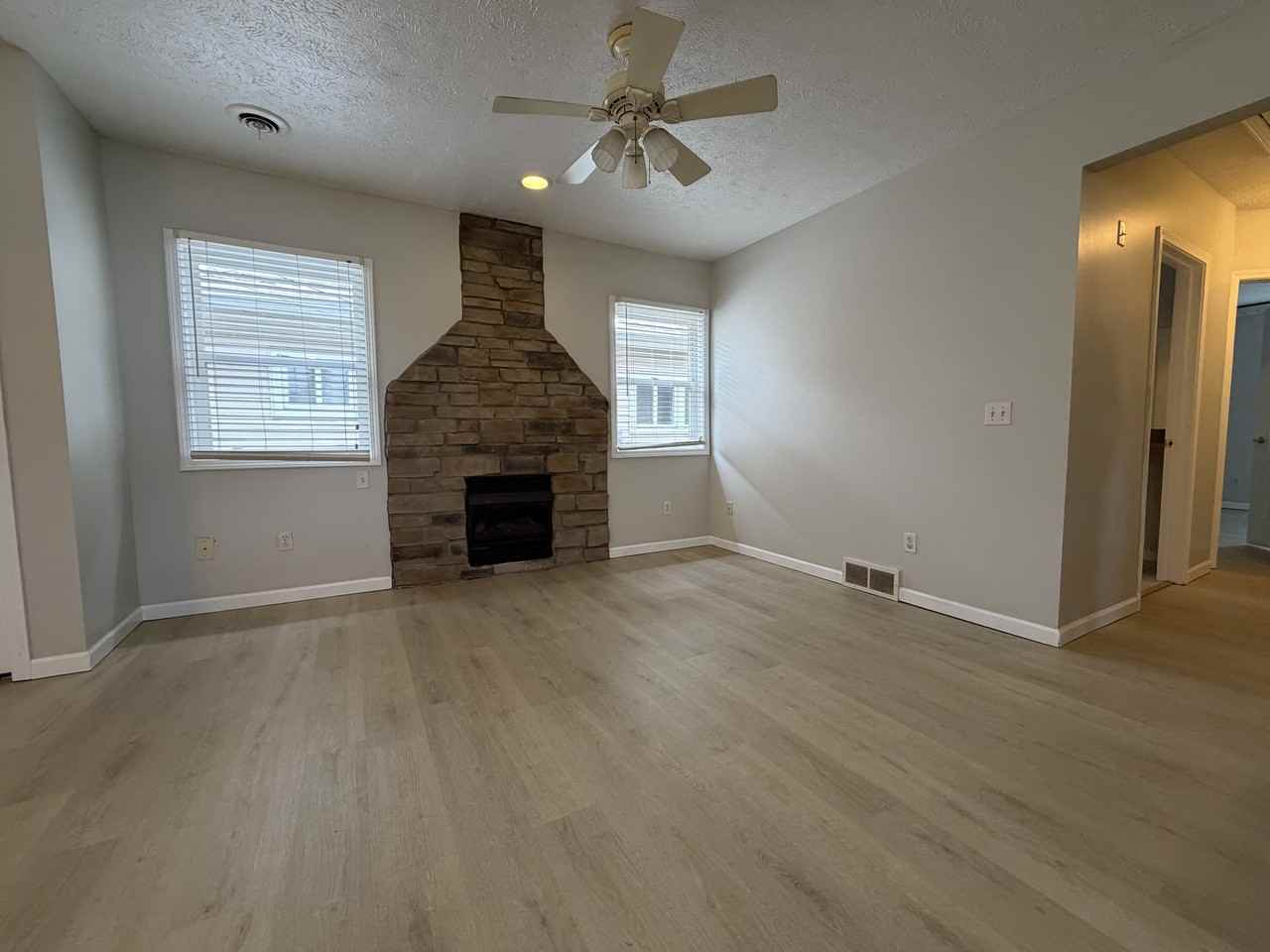 165 E 316th St #1 - Photo 3 of 20