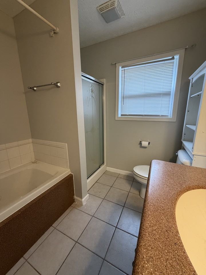 165 E 316th St #1 - Photo 5 of 20