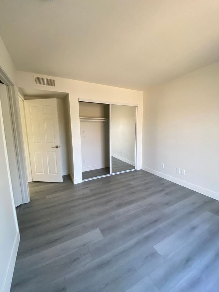 1250 N. June St. Los Angeles CA 90038 - Photo 4 of 30