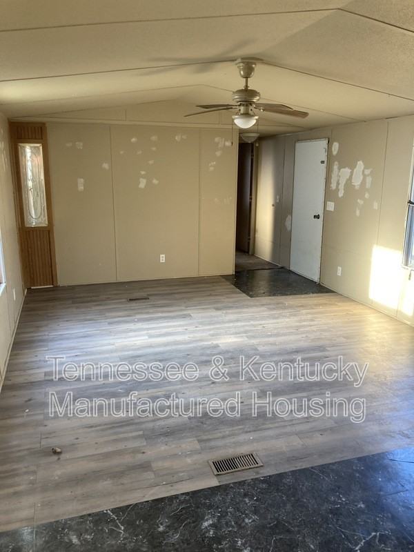 209 Cumberland Ln - Photo 3 of 6