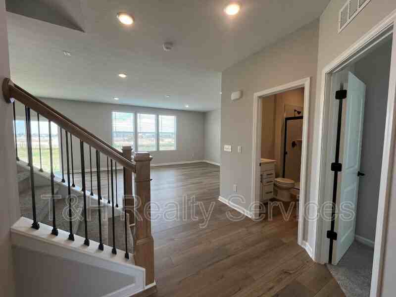 16255 Showdown Rd - Photo 7 of 32