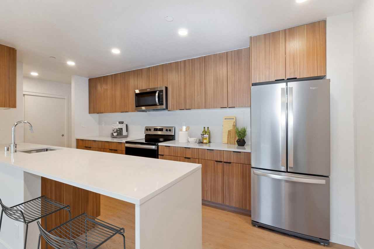 707 Leahy - Photo 3 of 41