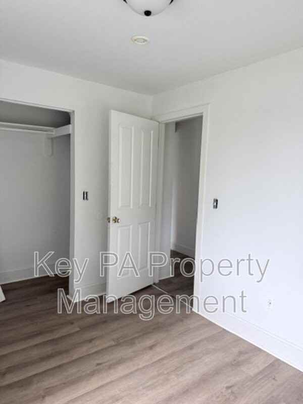 110 Brick Rd - Photo 4 of 8