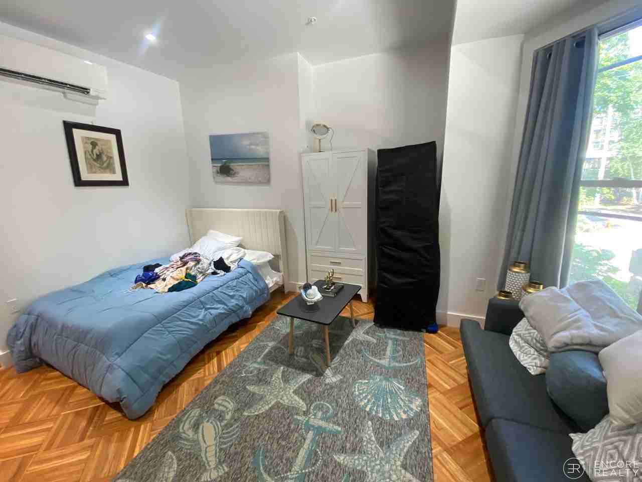 21 Regent Cir #1 - Photo 3 of 11