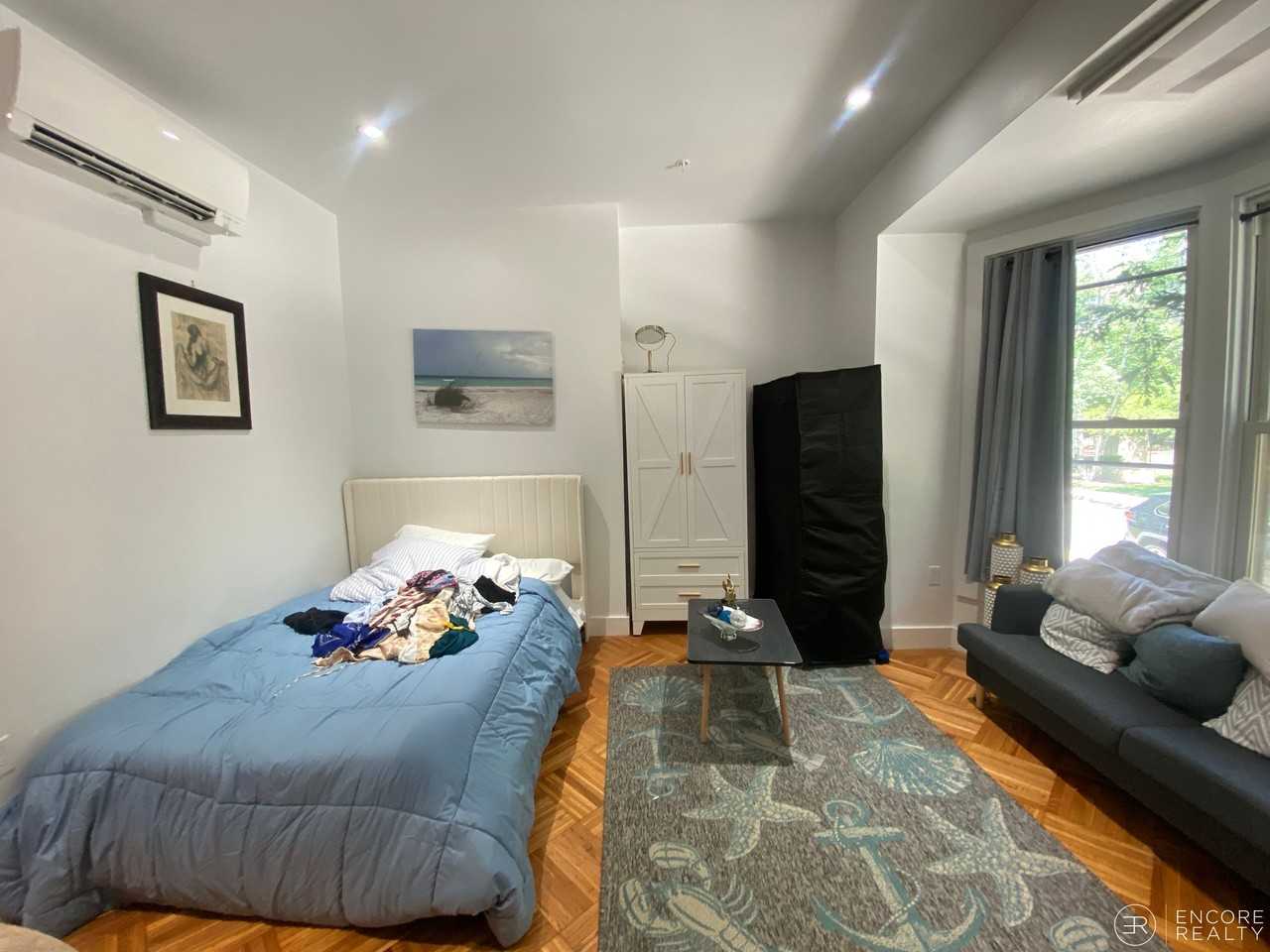21 Regent Cir #1 - Photo 4 of 11