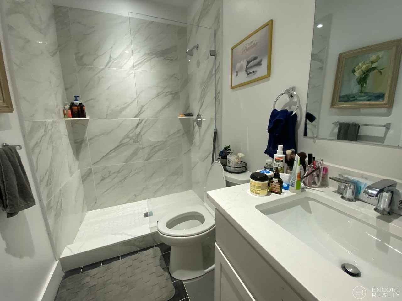 21 Regent Cir #1 - Photo 6 of 11