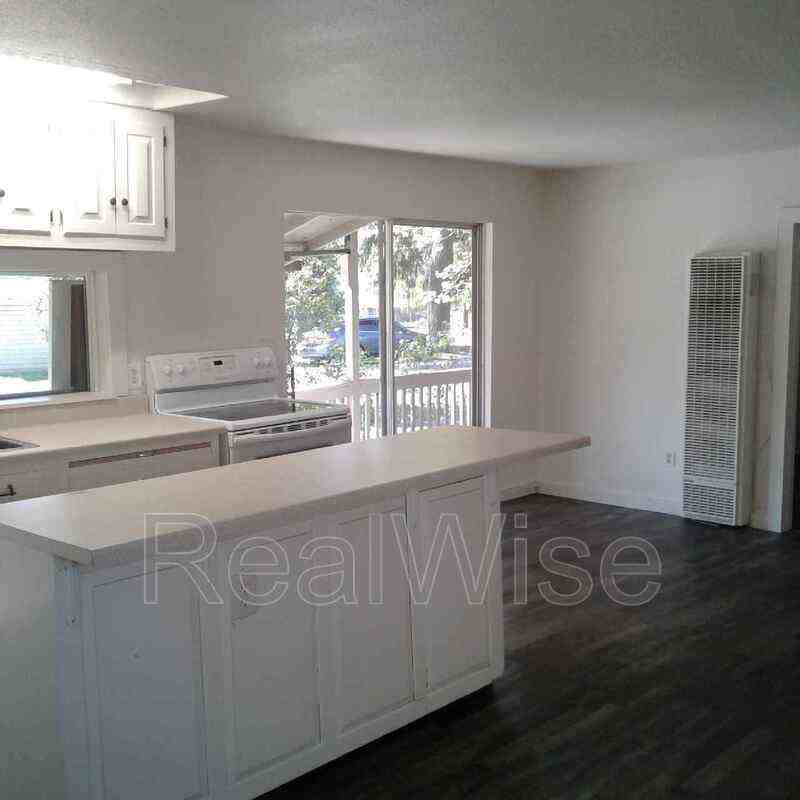 1483 Fruitdale Dr - Photo 4 of 16
