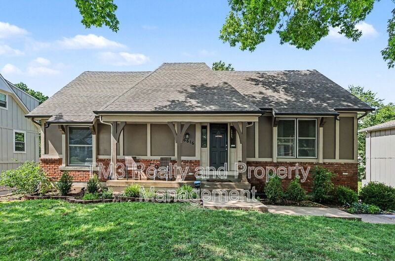 16616 W 144th St - Photo 2 of 27
