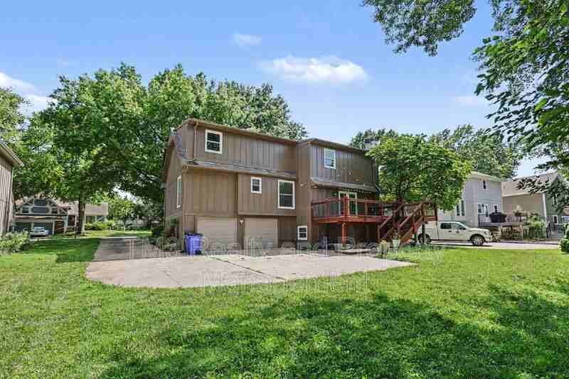 16616 W 144th St - Photo 5 of 27