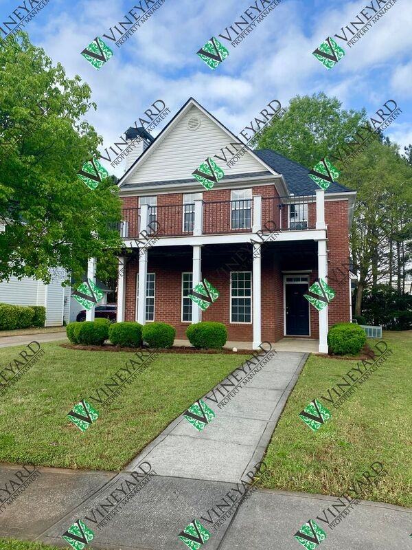 3325 Chastain Landings Ct