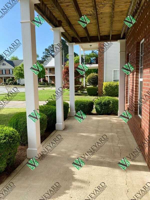 3325 Chastain Landings Ct - Photo 5 of 35