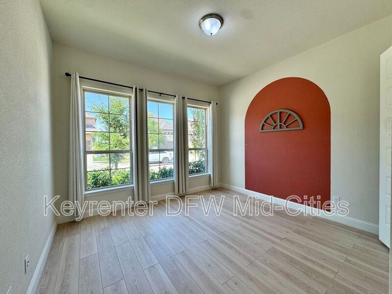 2016 Remington Dr - Photo 3 of 39