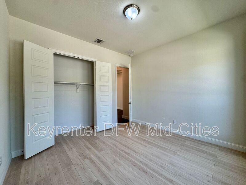 2016 Remington Dr - Photo 4 of 39