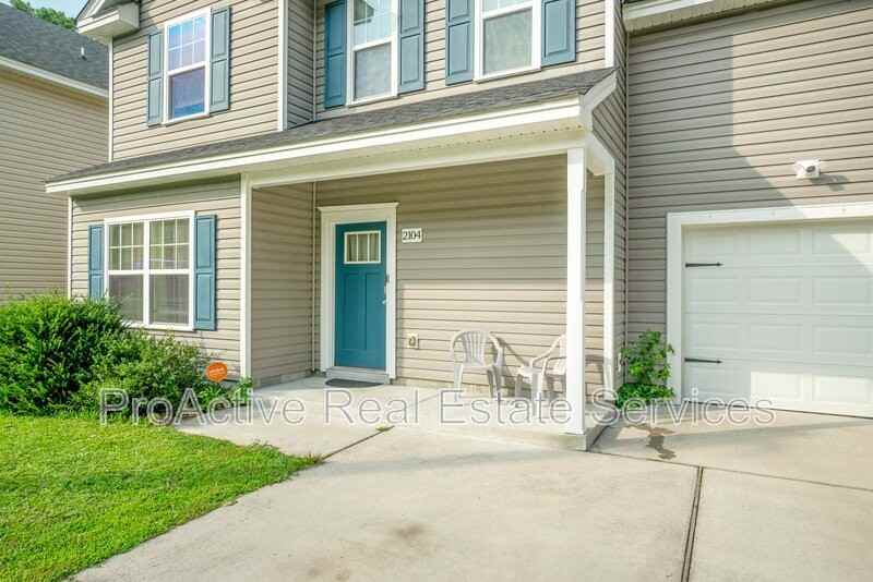 2104 Miller Ave - Photo 2 of 37
