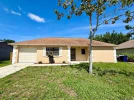 featured image of 1301 Greenlea Dr