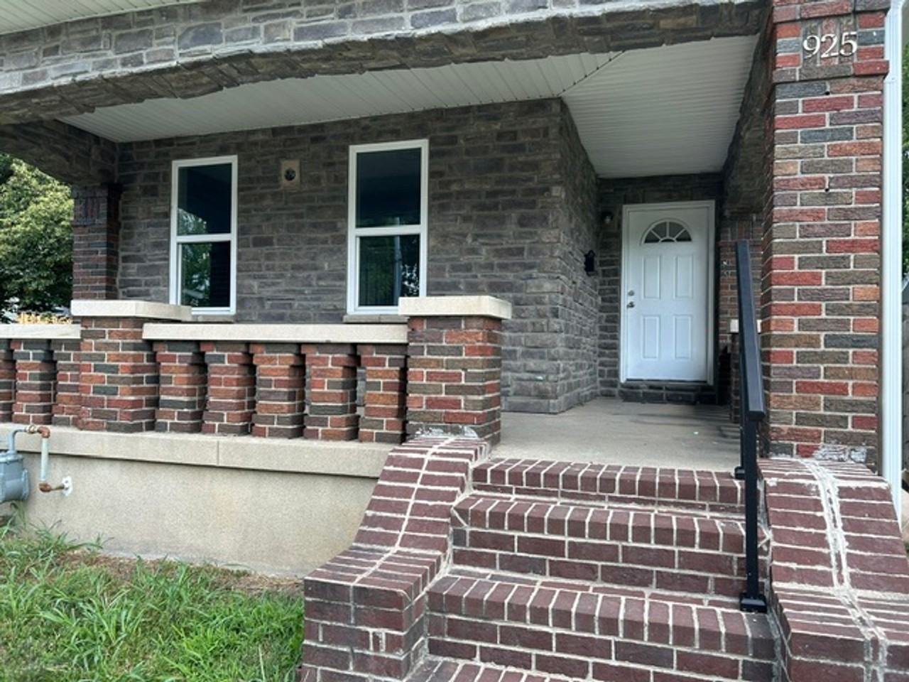 925 XENIA - Photo 2 of 50