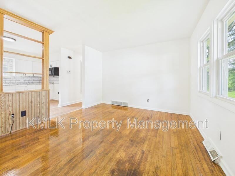 1624 Merrill Ave - Photo 3 of 23