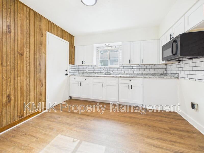 1624 Merrill Ave - Photo 5 of 23