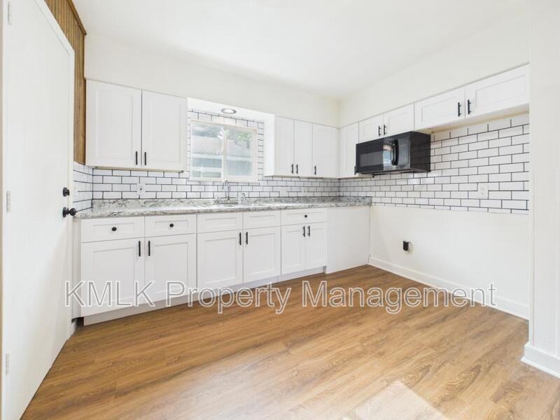1624 Merrill Ave - Photo 6 of 23