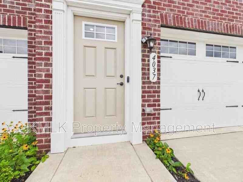 4037 N Steels Cir - Photo 4 of 50
