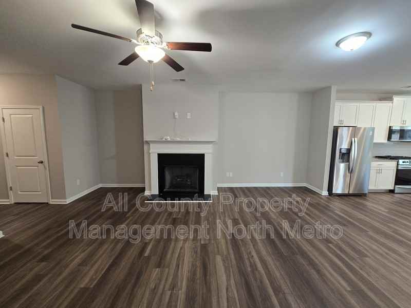490 Tall Pines Ter - Photo 6 of 28