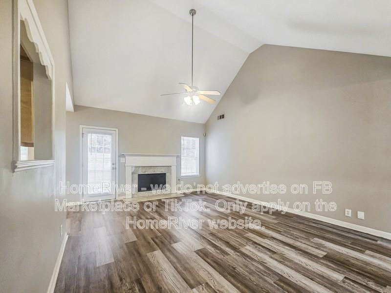 35 Chapman Way - Photo 6 of 23