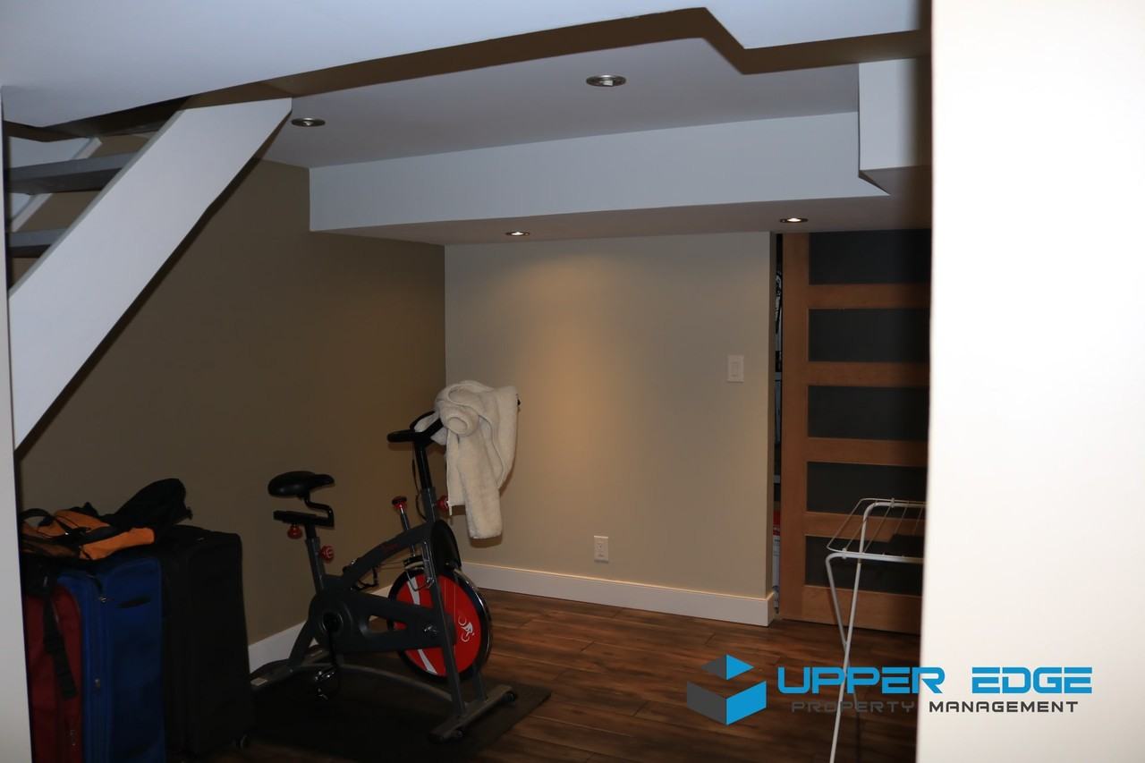 181 Charing Cross Crescent - Photo 9