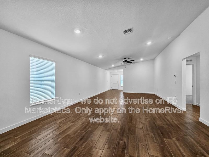 29669 Fedora Cir - Photo 7 of 24