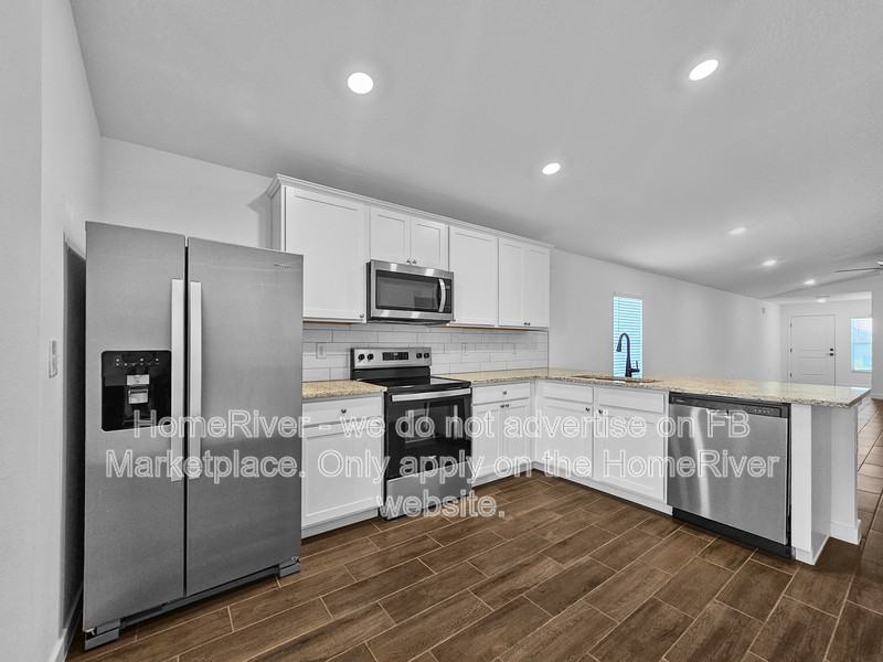 29669 Fedora Cir - Photo 3 of 27