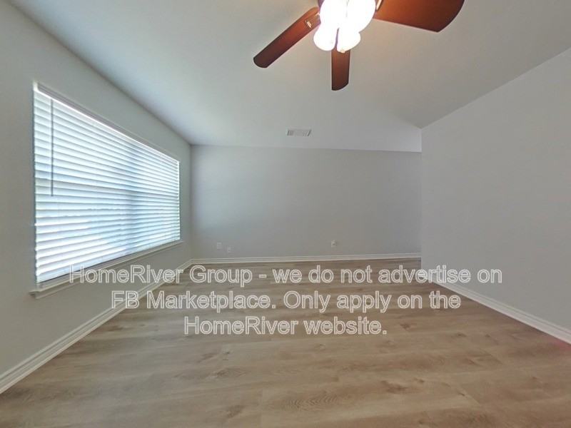 9871 Menard Cir - Photo 6 of 25
