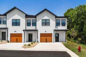 featured image of 2191 W Parkview St