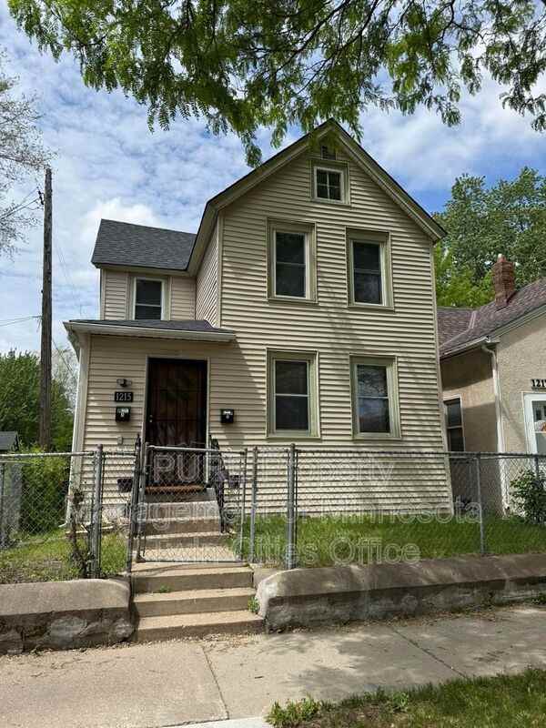1215 Galtier St #UPPER