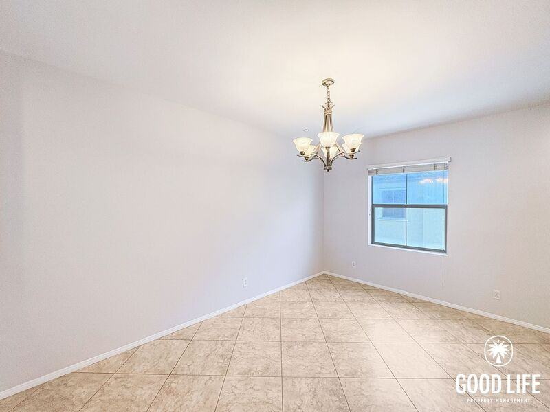 372 Plateau Ave - Photo 5 of 27