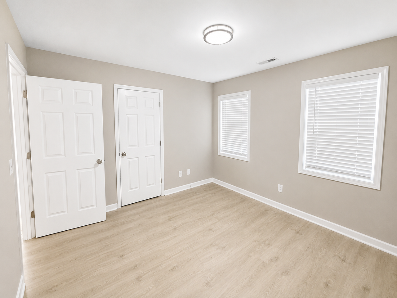 650 Lakeside Ave - Photo 7 of 12