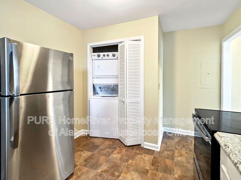 1120 19th St #7 - Photo 6 of 16