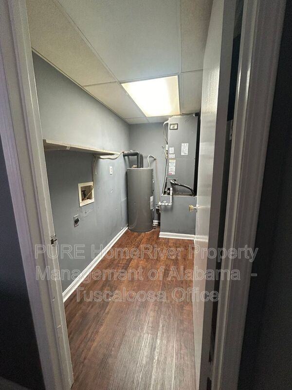 1926 48th St E #D - Photo 5 of 9