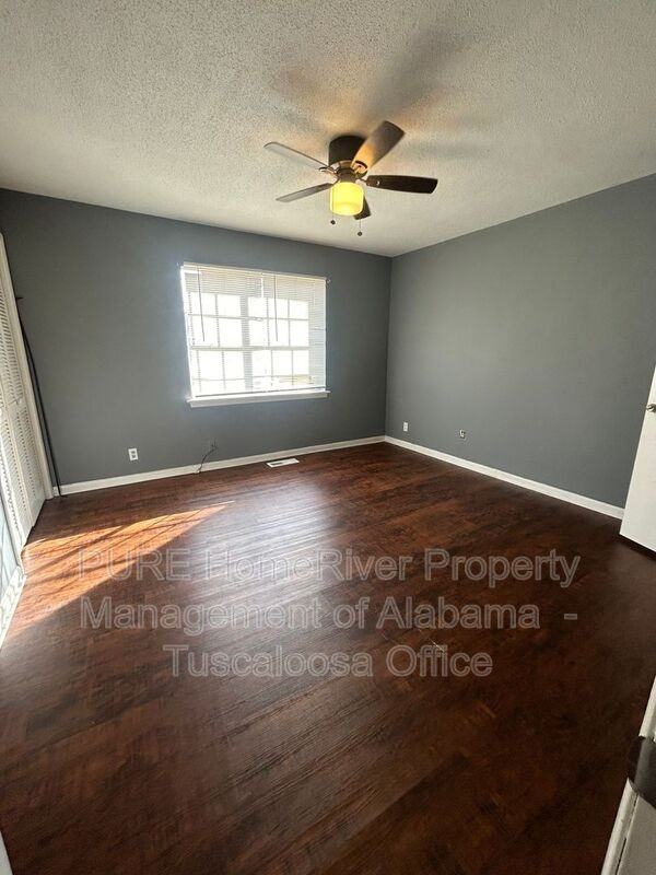 1926 48th St E #D - Photo 6 of 9
