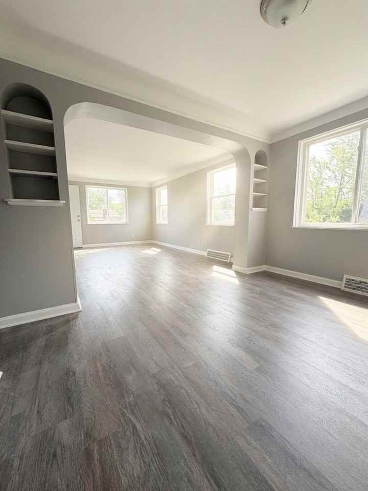 3596 Warren Road #UP - Photo 4 of 13