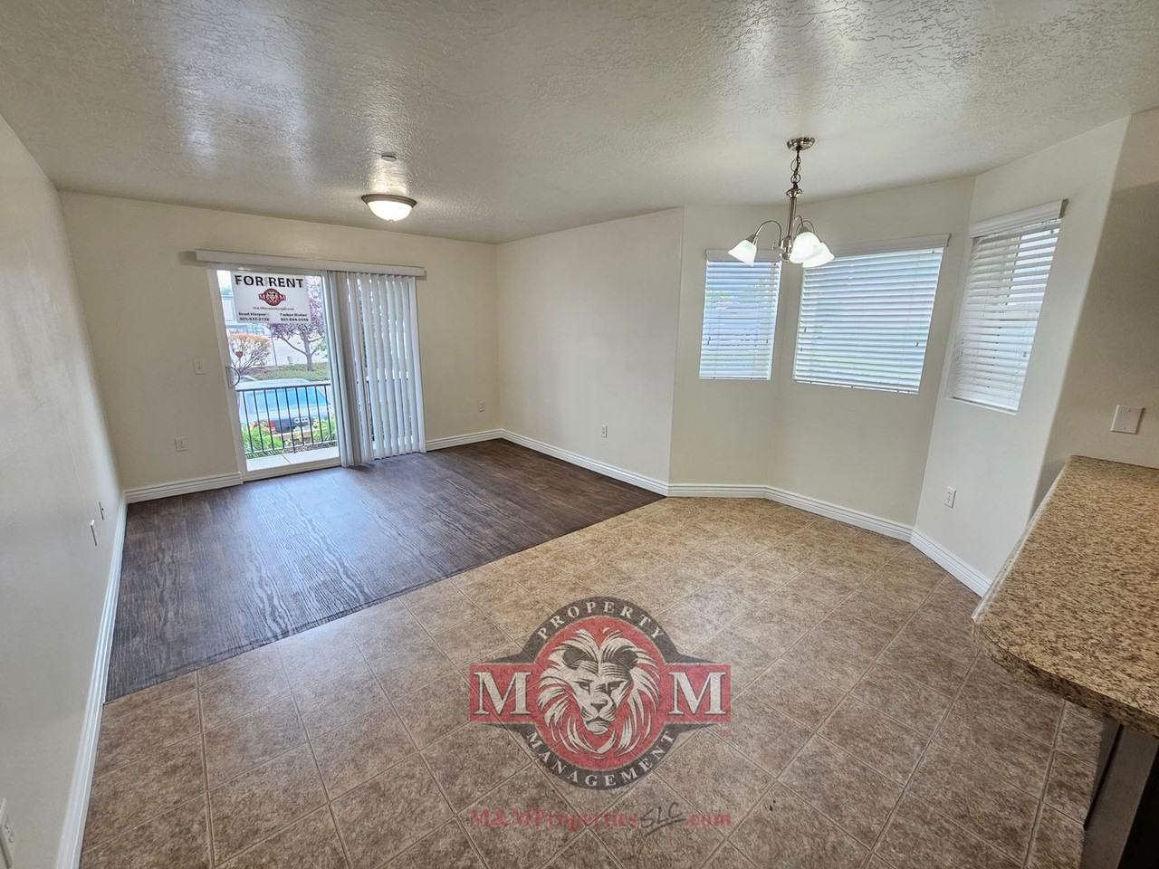 104 E Resaca Dr #E2 - Photo 6 of 29