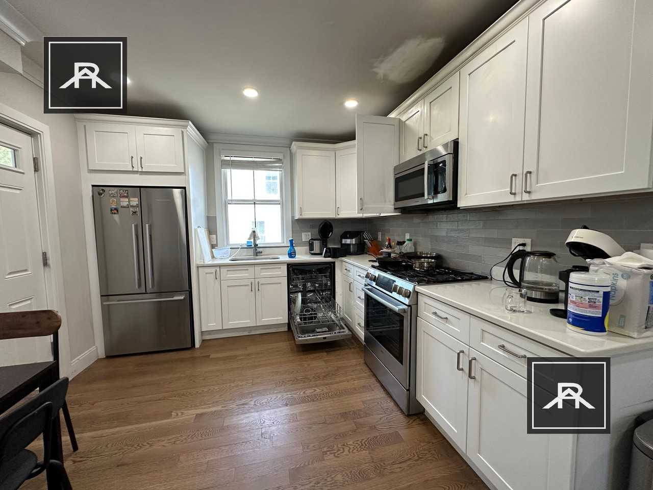 155 Foster Ter #2F - Photo 2 of 27
