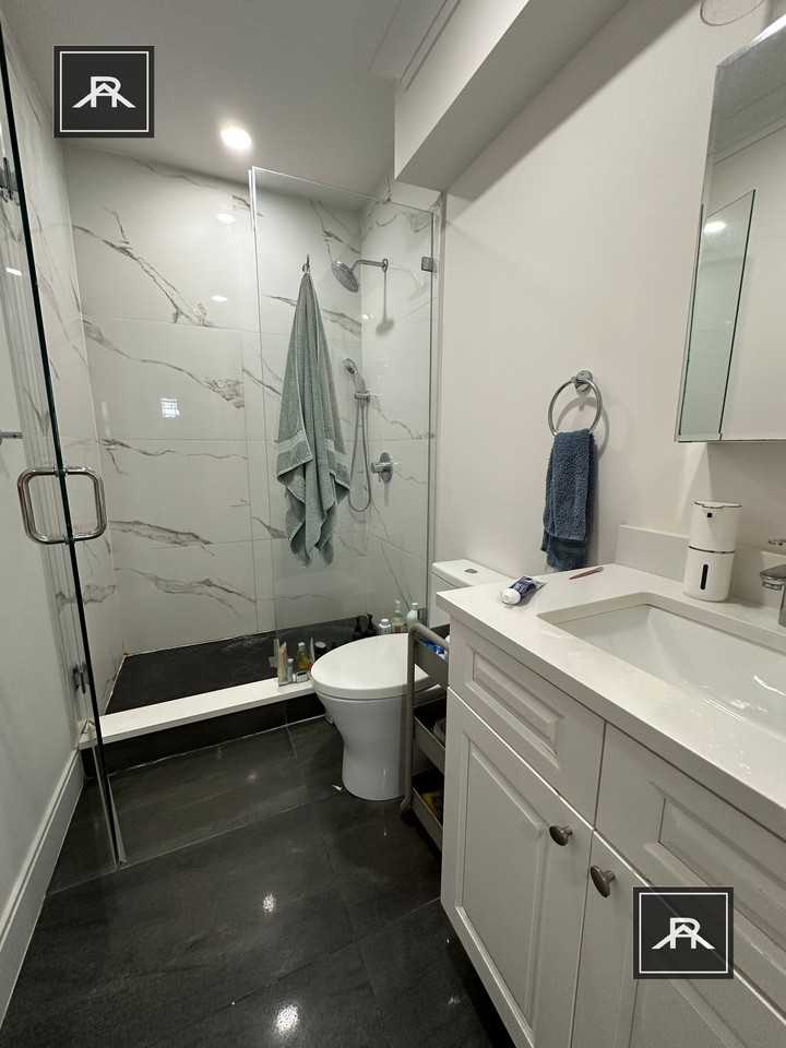 155 Foster Ter #2F - Photo 4 of 27