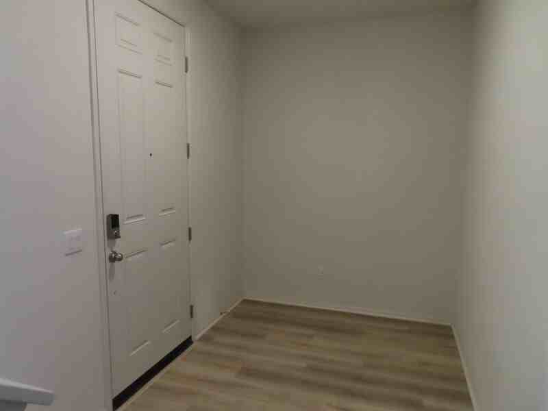 40585 Melrose Dr - Photo 5 of 34