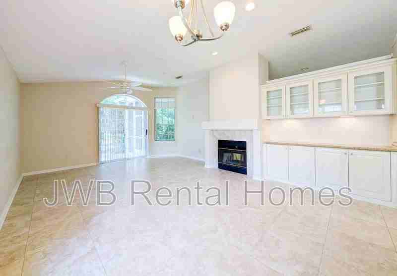 1672 Blue Heron Ln - Photo 5 of 23