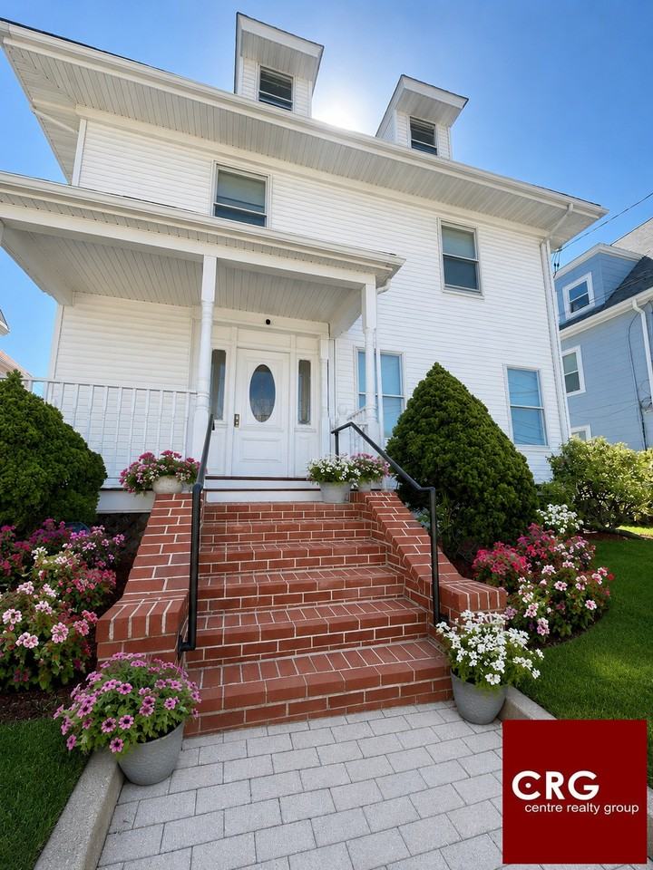 23 Parsons St #3 - Photo 6 of 20